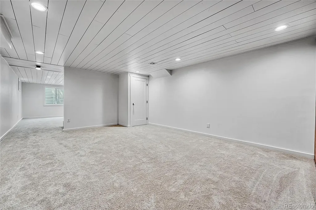 7415 W Clifton Avenue Littleton CO 80128