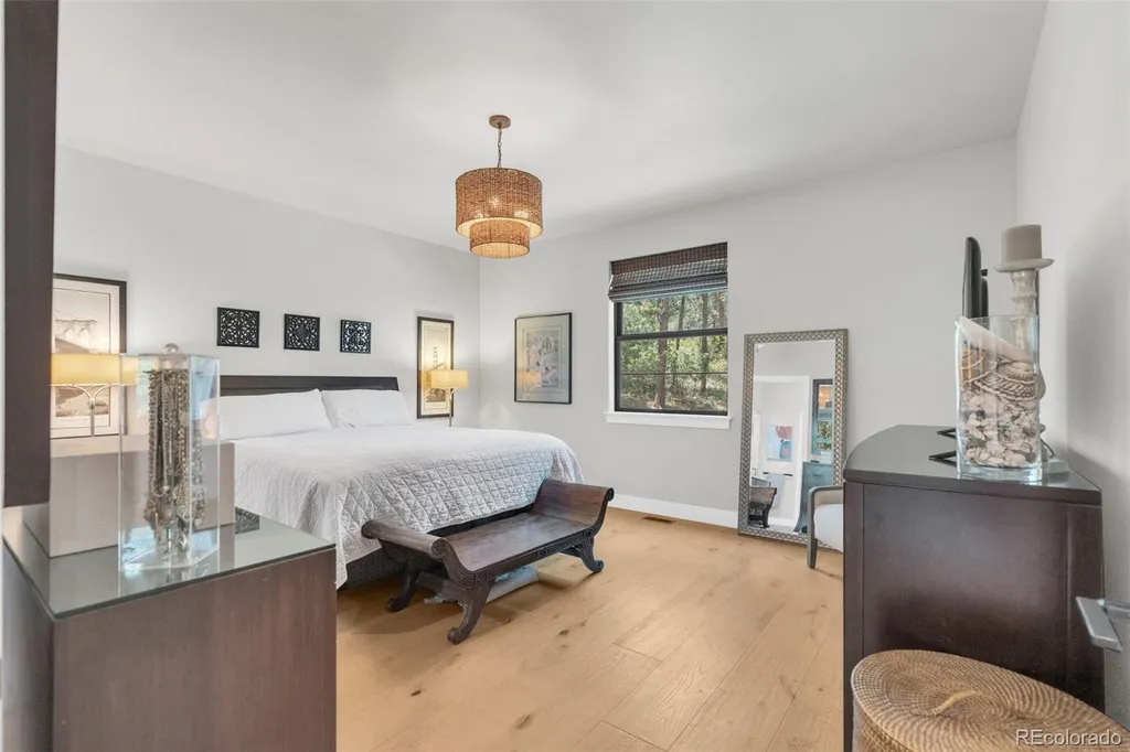 4579 Cheyenne Drive Larkspur CO 80118