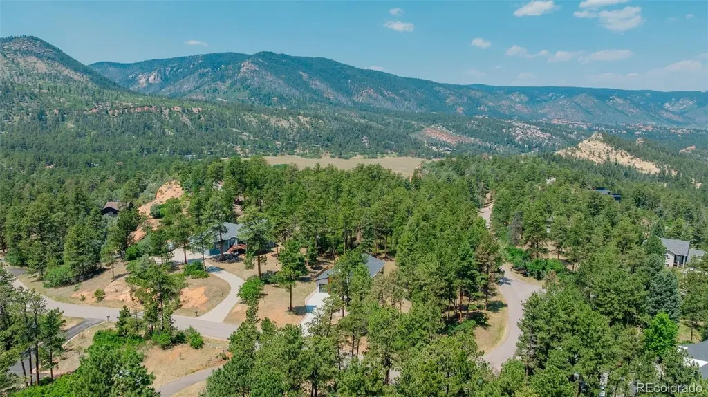 4579 Cheyenne Drive Larkspur CO 80118