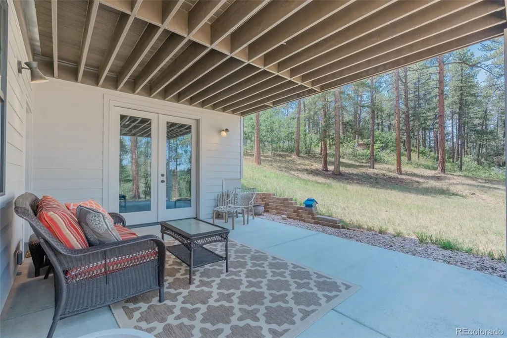 4579 Cheyenne Drive Larkspur CO 80118