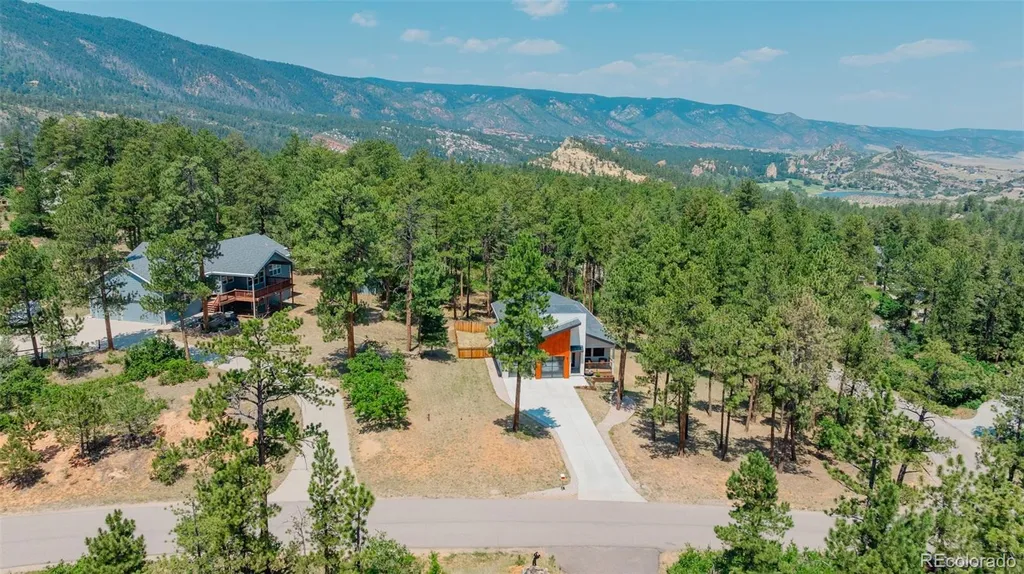 4579 Cheyenne Drive Larkspur CO 80118