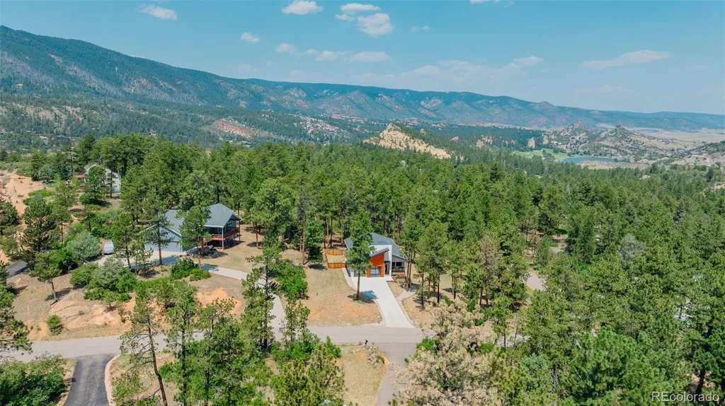 4579 Cheyenne Drive Larkspur CO 80118