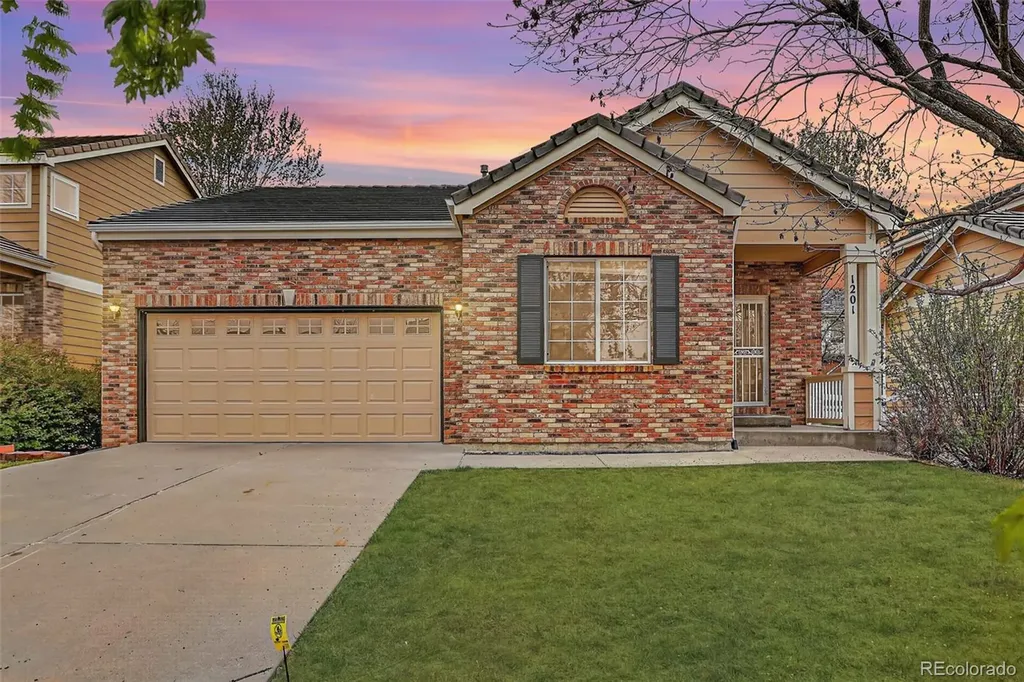 1201 S Fultondale Court Aurora CO 80018