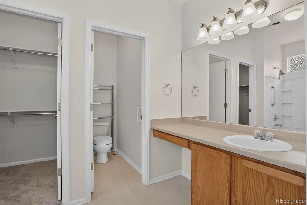 1201 S Fultondale Court Aurora CO 80018