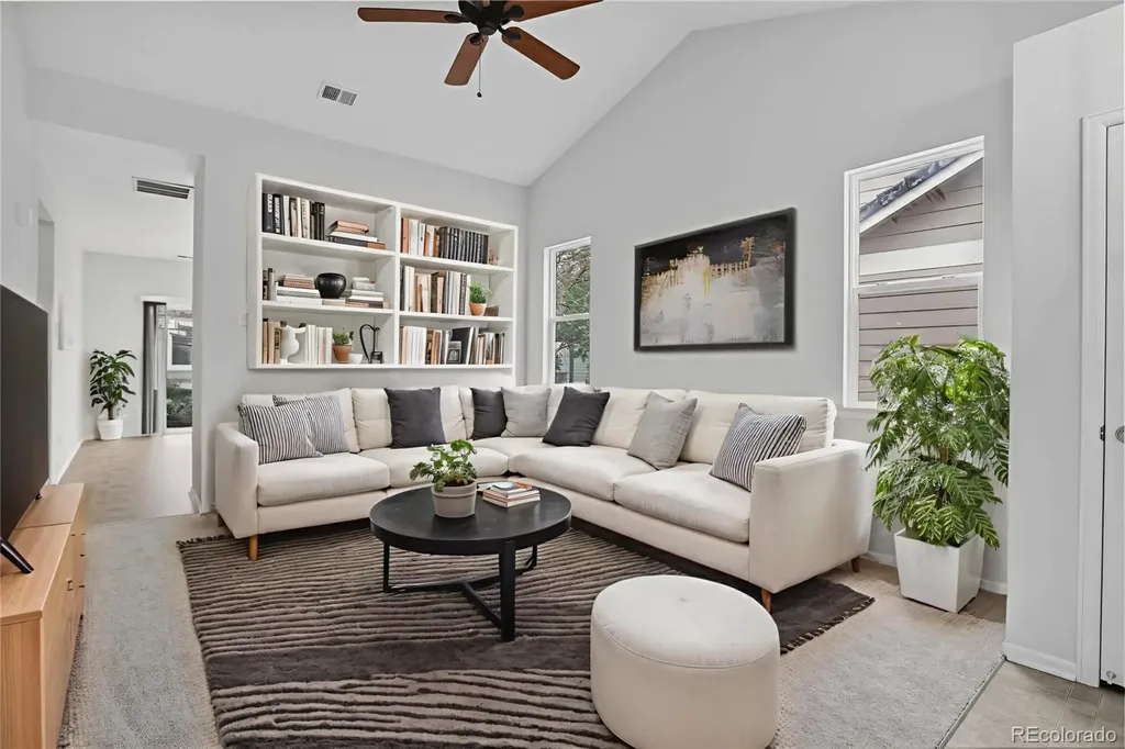 1201 S Fultondale Court Aurora CO 80018