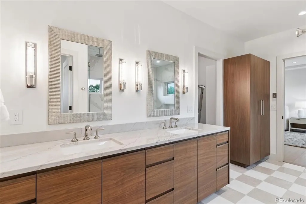 1377 S Saint Paul Street Denver CO 80210