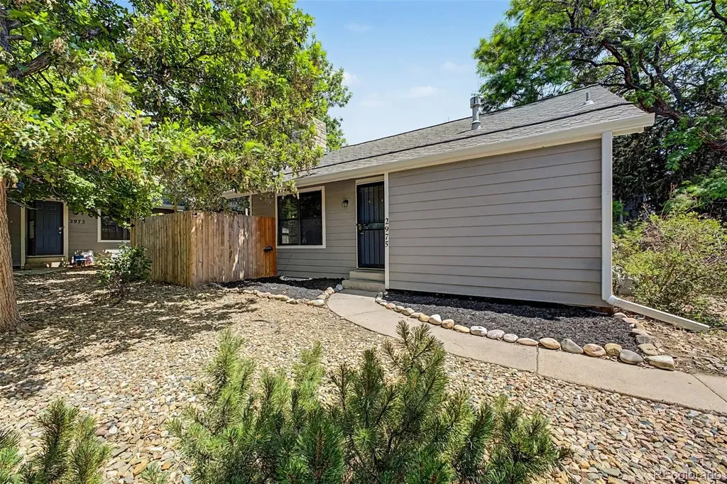 2975 S Revere Street Aurora CO 80014