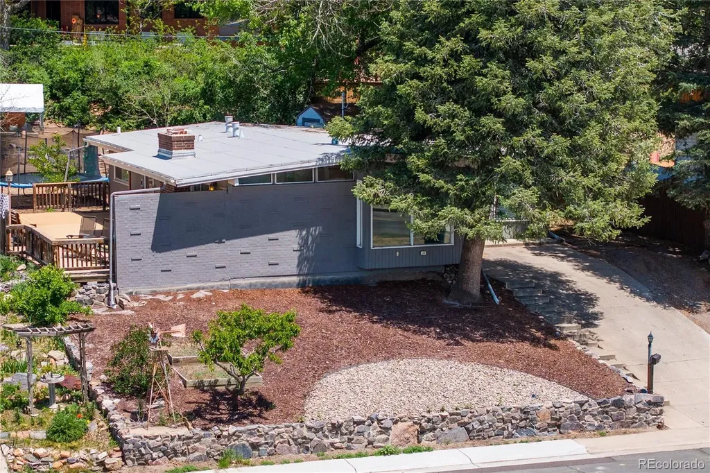 4770 S Mariposa Drive Englewood CO 80110