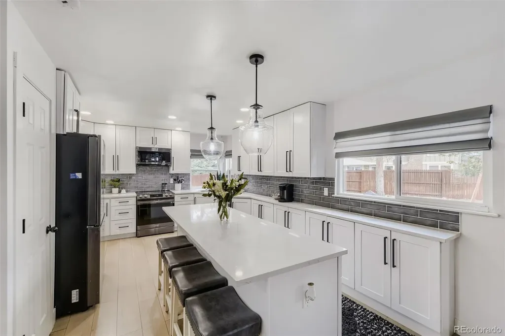 211 Durham Court Castle Pines CO 80108