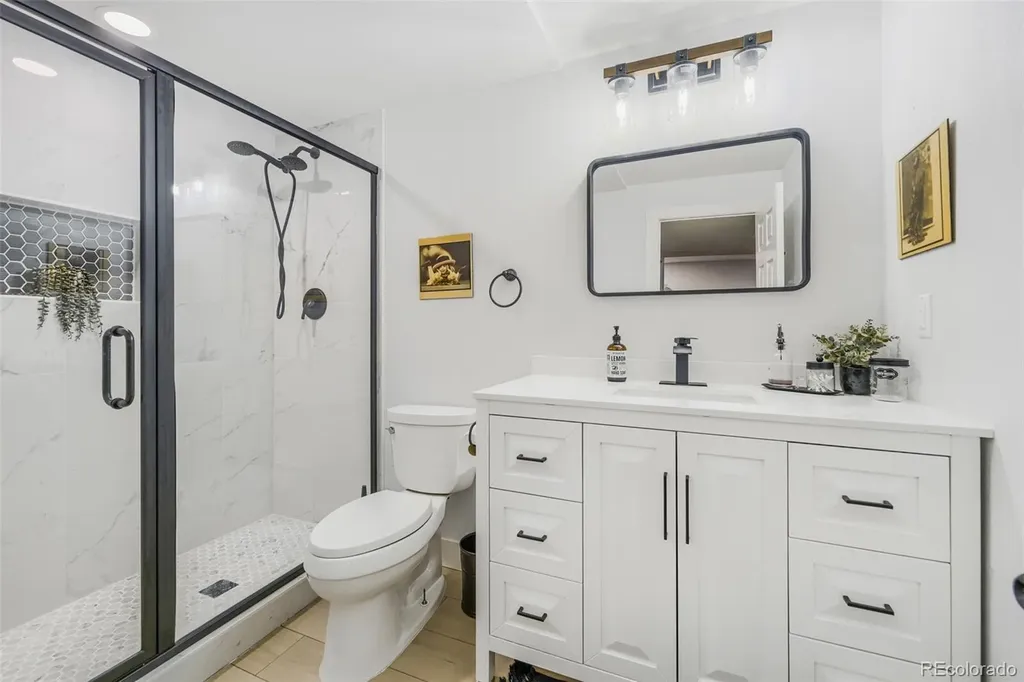211 Durham Court Castle Pines CO 80108