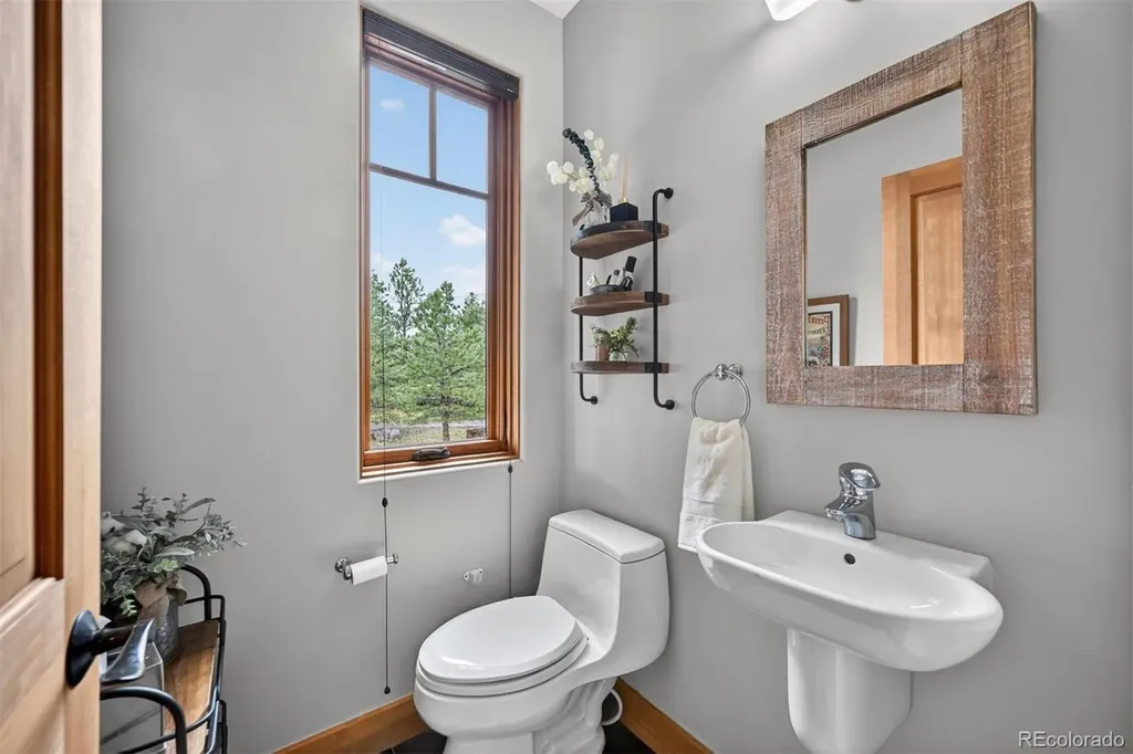 811 Ballantine Road Golden CO 80401