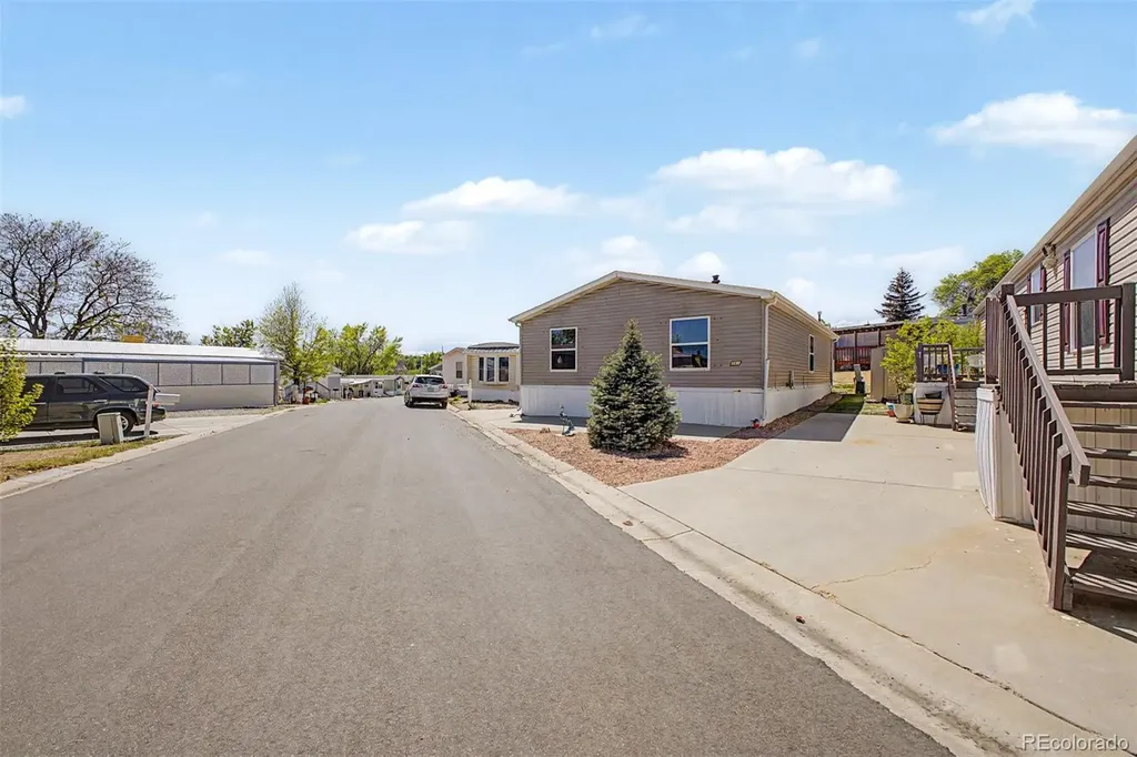 1801 W 92nd Avenue Denver CO 80260