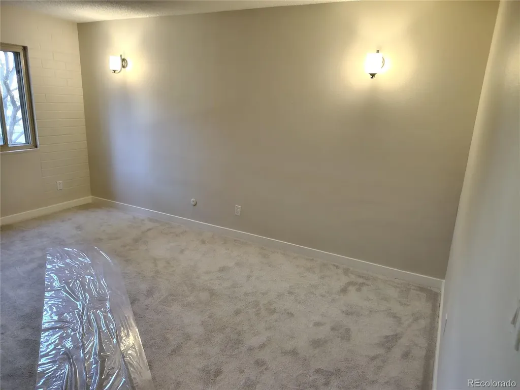 2880 S Locust Street Denver CO 80222