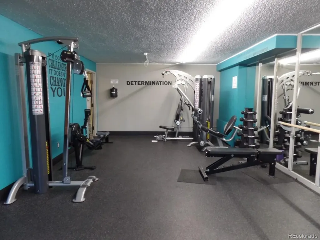 2880 S Locust Street Denver CO 80222