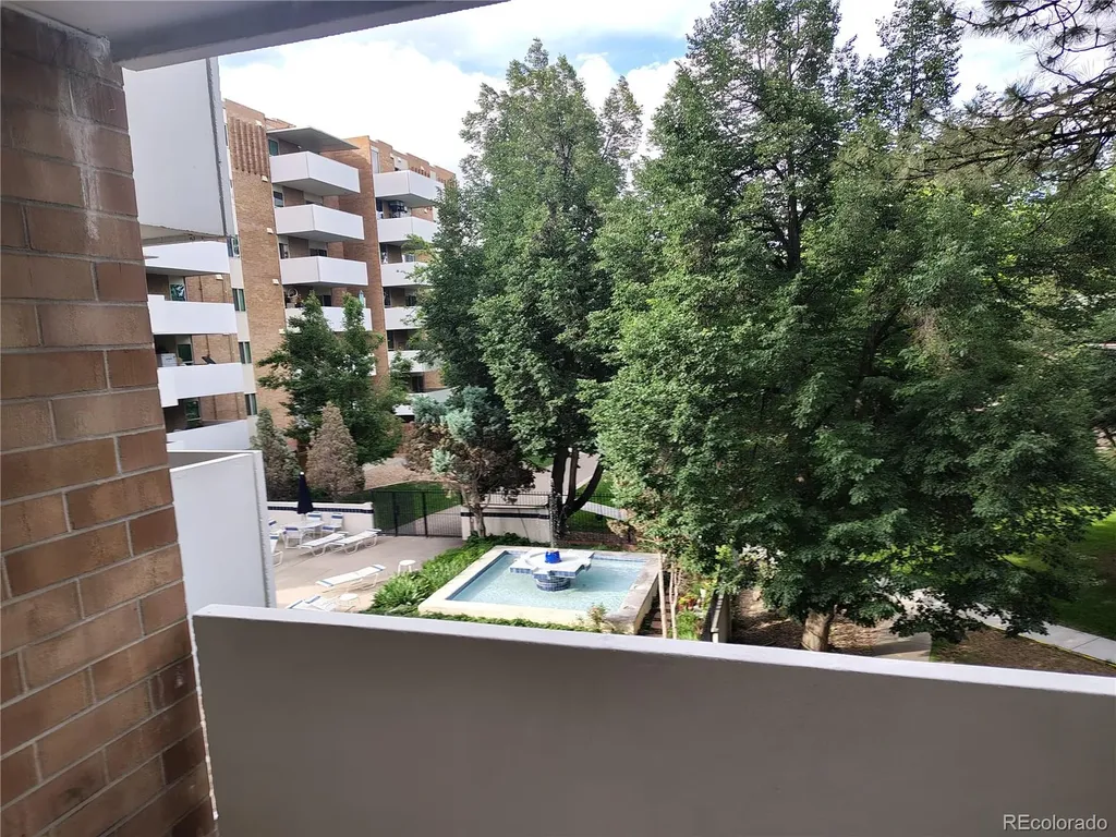 2880 S Locust Street Denver CO 80222