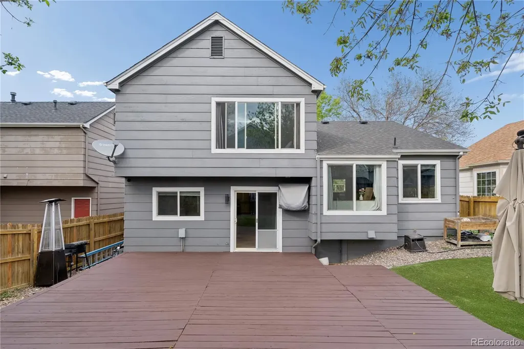 9872 Garwood Street Littleton CO 80125
