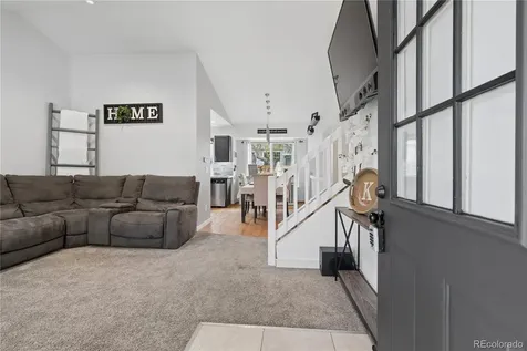 9872 Garwood Street Littleton CO 80125