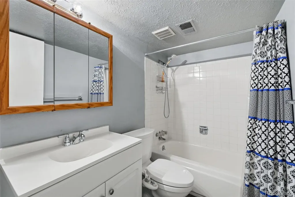 7966 W 90th Avenue Broomfield CO 80021