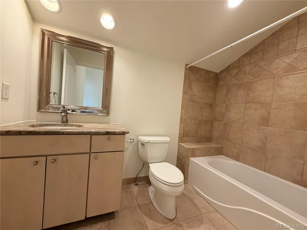 225 S Monroe Street Denver CO 80209