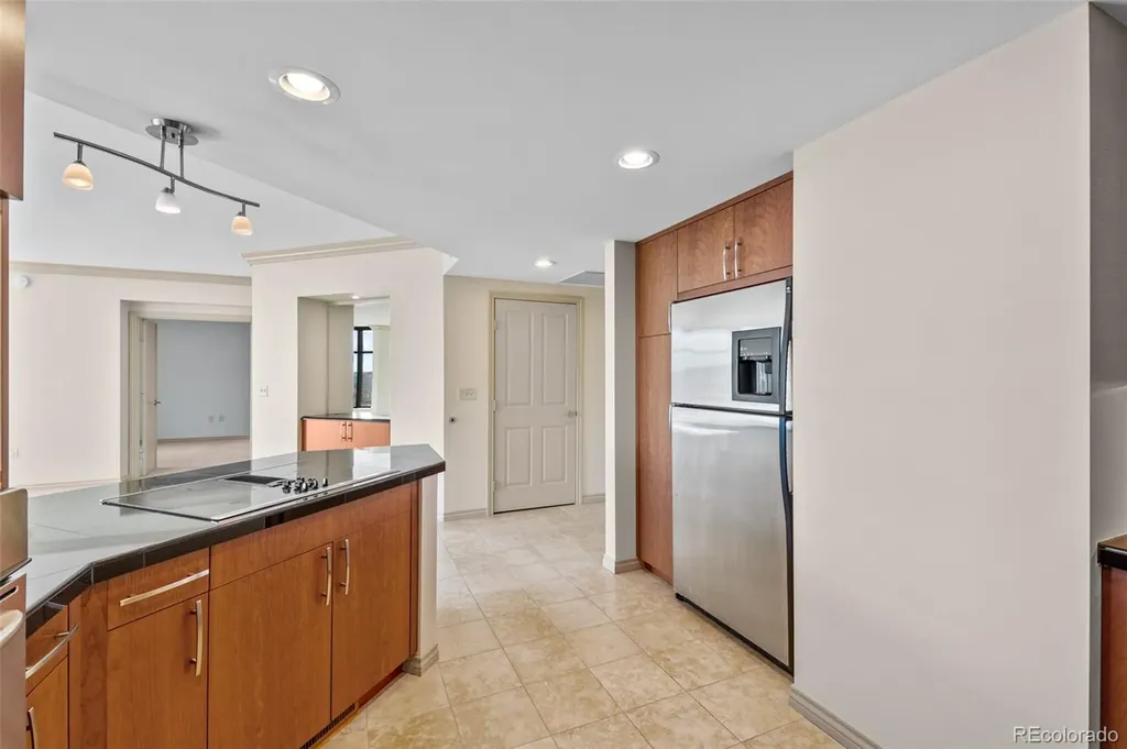 8100 E Union Avenue Denver CO 80237