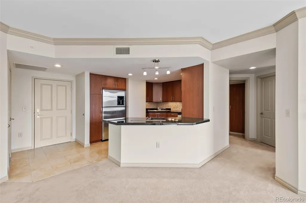 8100 E Union Avenue Denver CO 80237