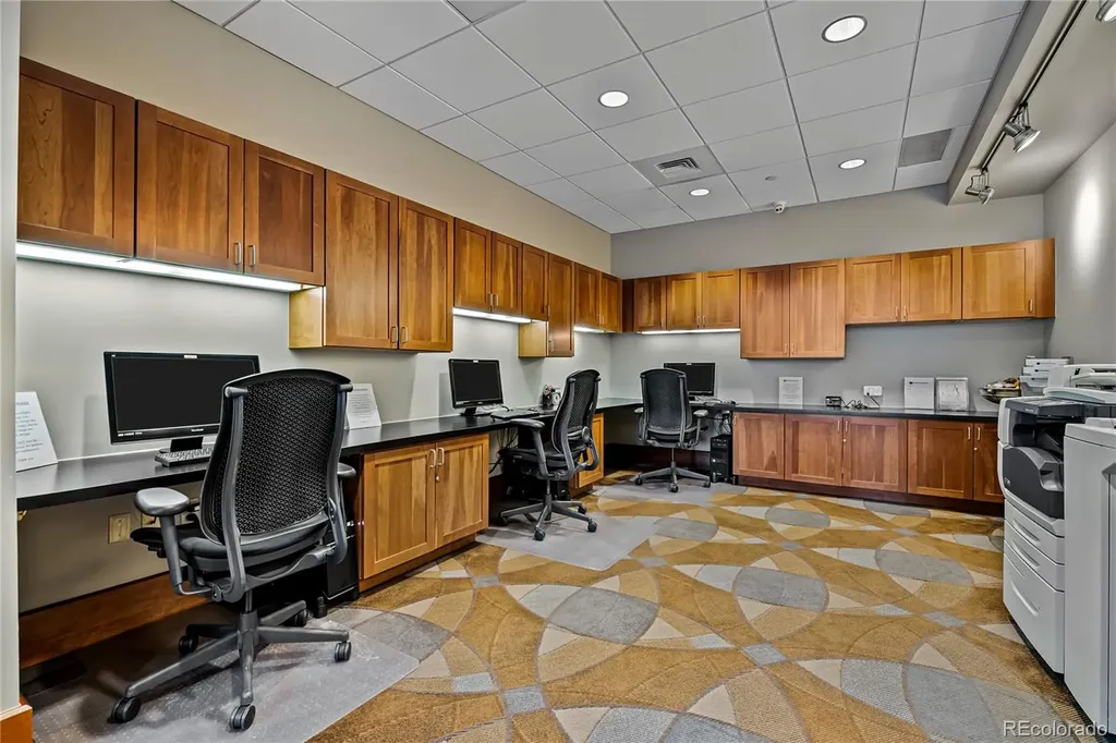 8100 E Union Avenue Denver CO 80237