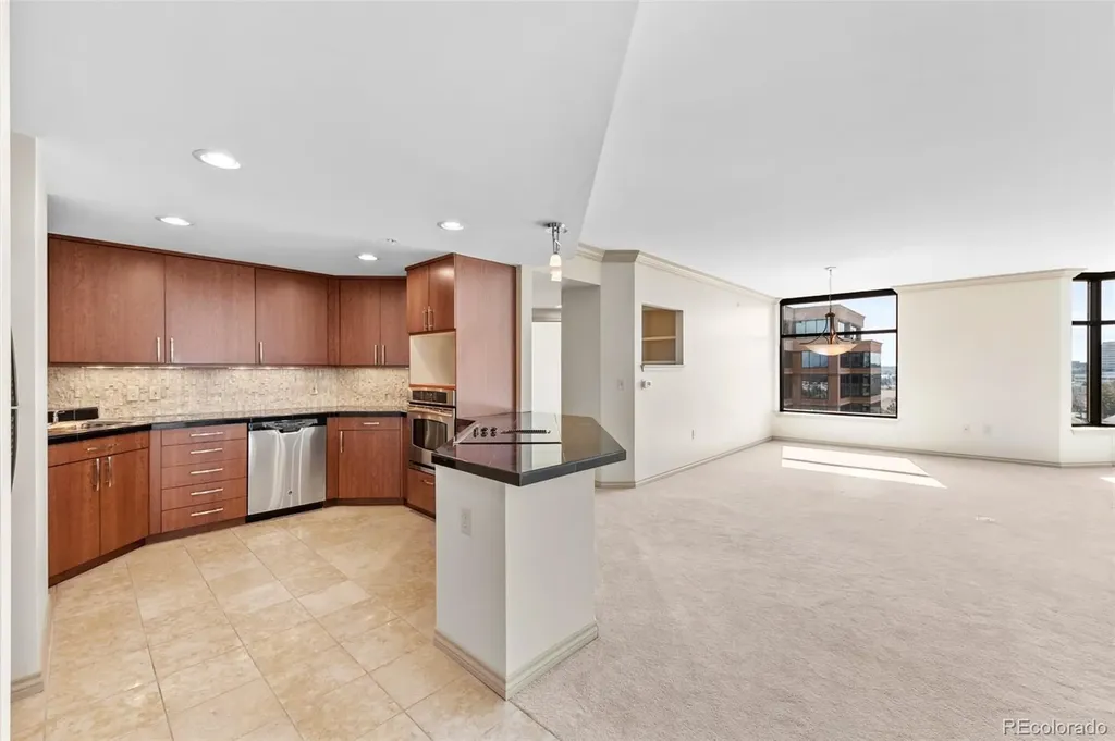 8100 E Union Avenue Denver CO 80237