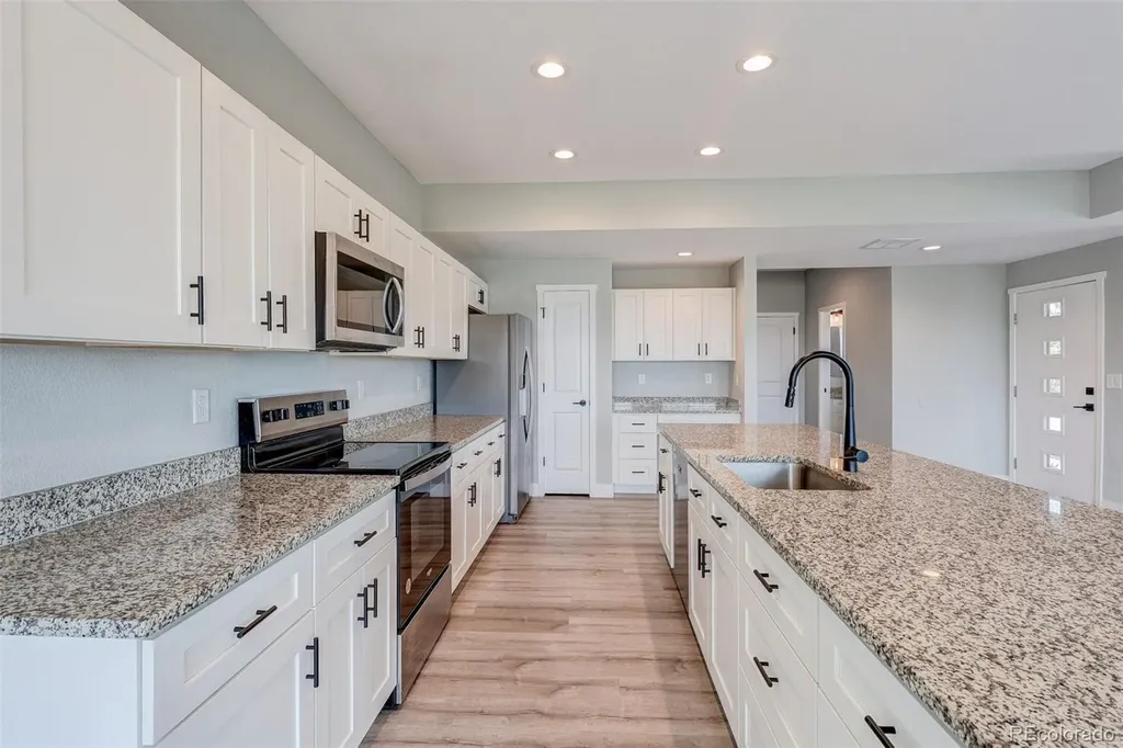 444 Molly Lane Fort Morgan CO 80701