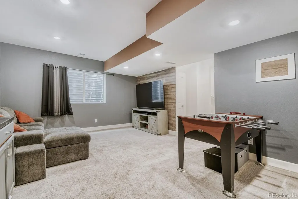 6096 N Nepal Street Aurora CO 80019