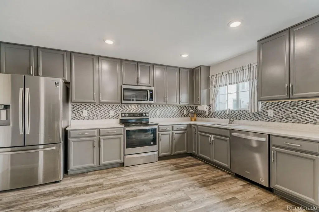 6096 N Nepal Street Aurora CO 80019