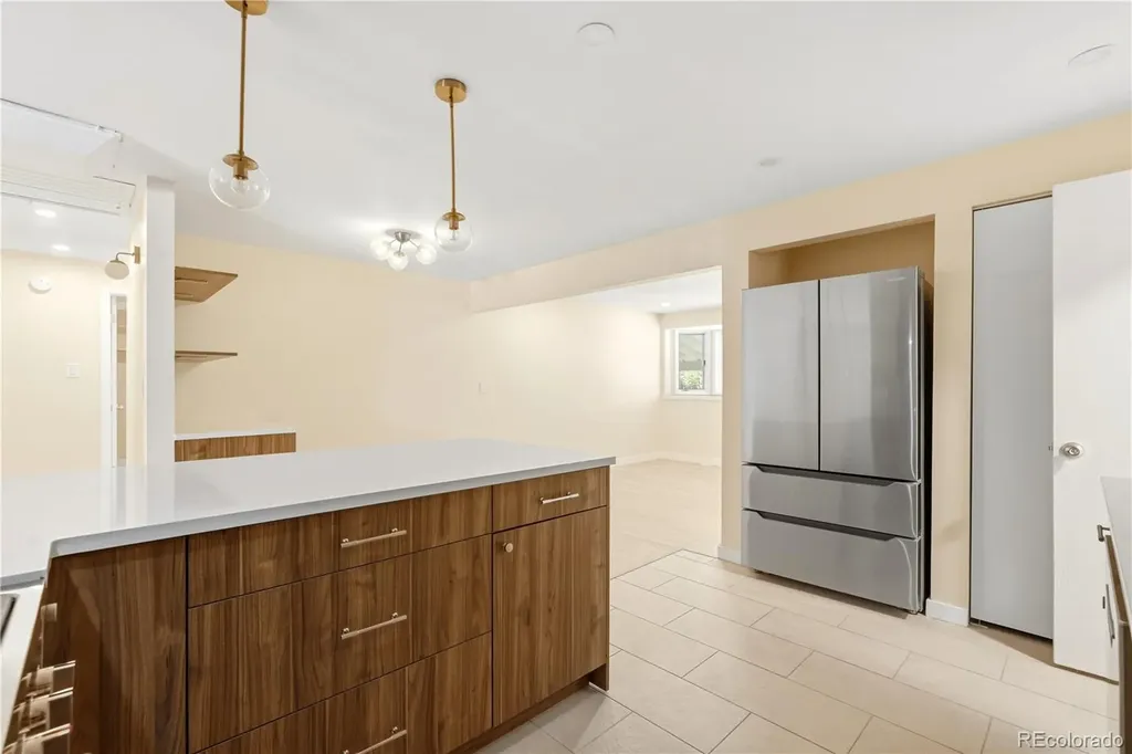 4264 W Radcliff Avenue Denver CO 80236