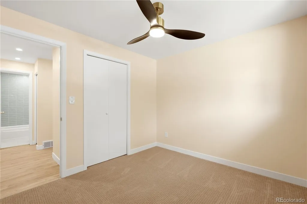 4264 W Radcliff Avenue Denver CO 80236