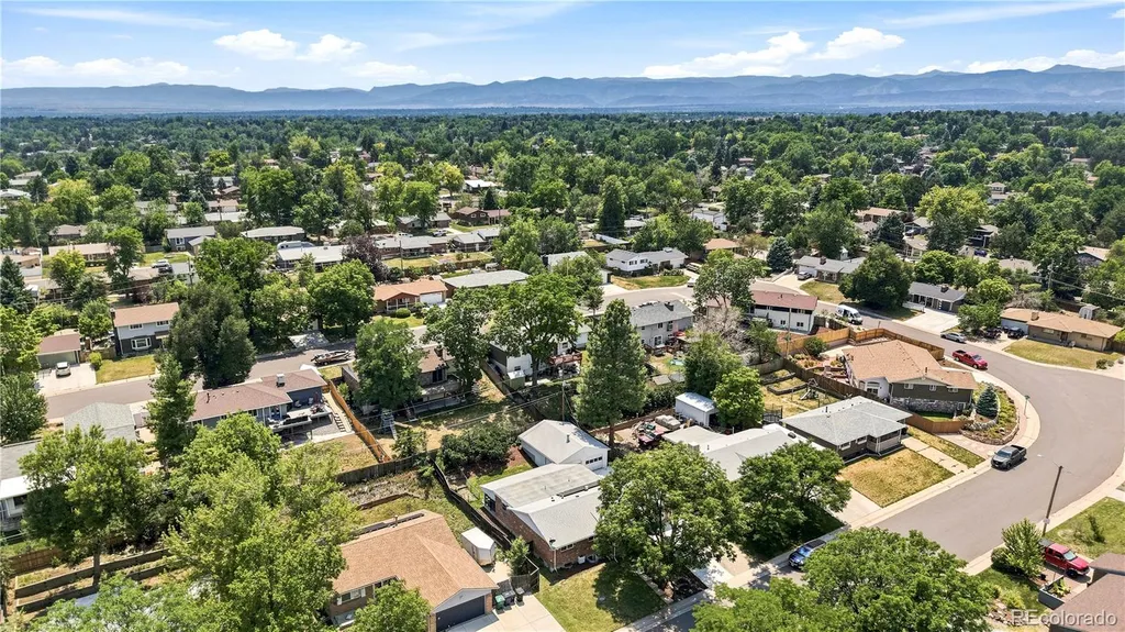 4264 W Radcliff Avenue Denver CO 80236