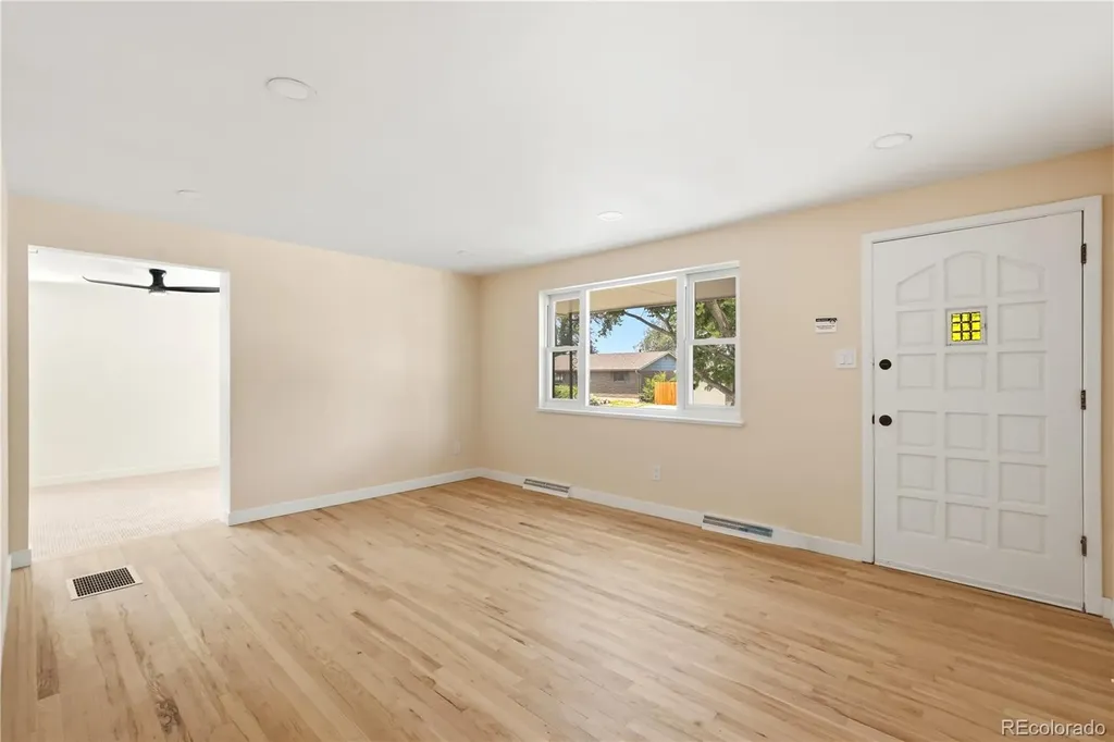 4264 W Radcliff Avenue Denver CO 80236