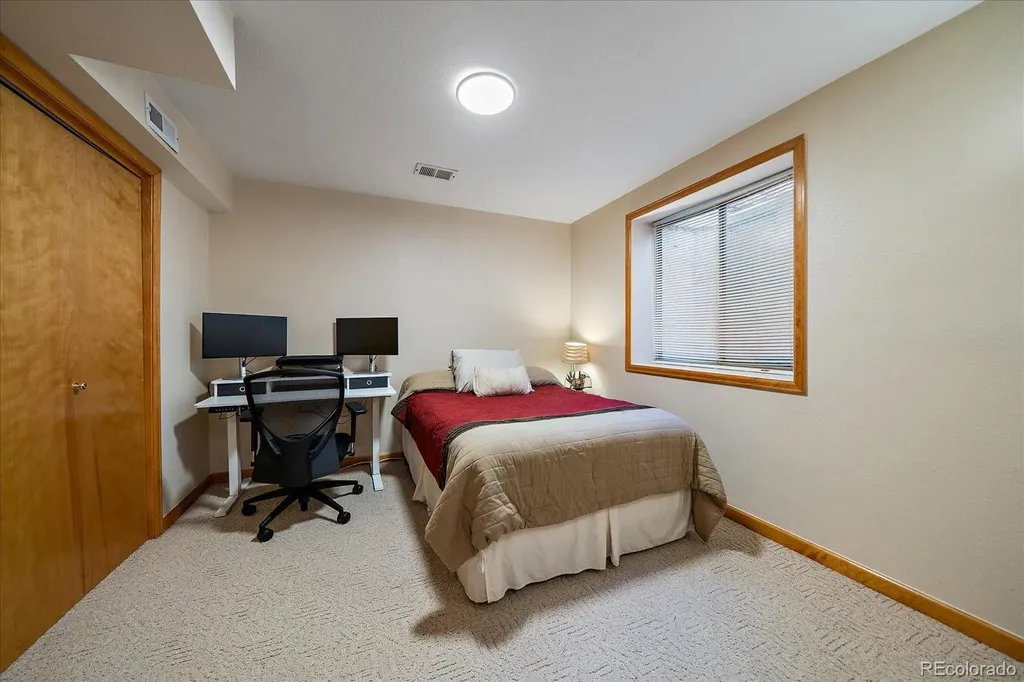 8247 W Chestnut Avenue Littleton CO 80128