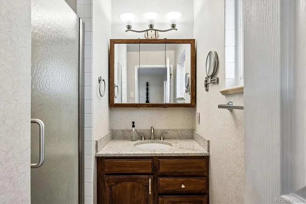 8264 E Kenyon Drive Denver CO 80237