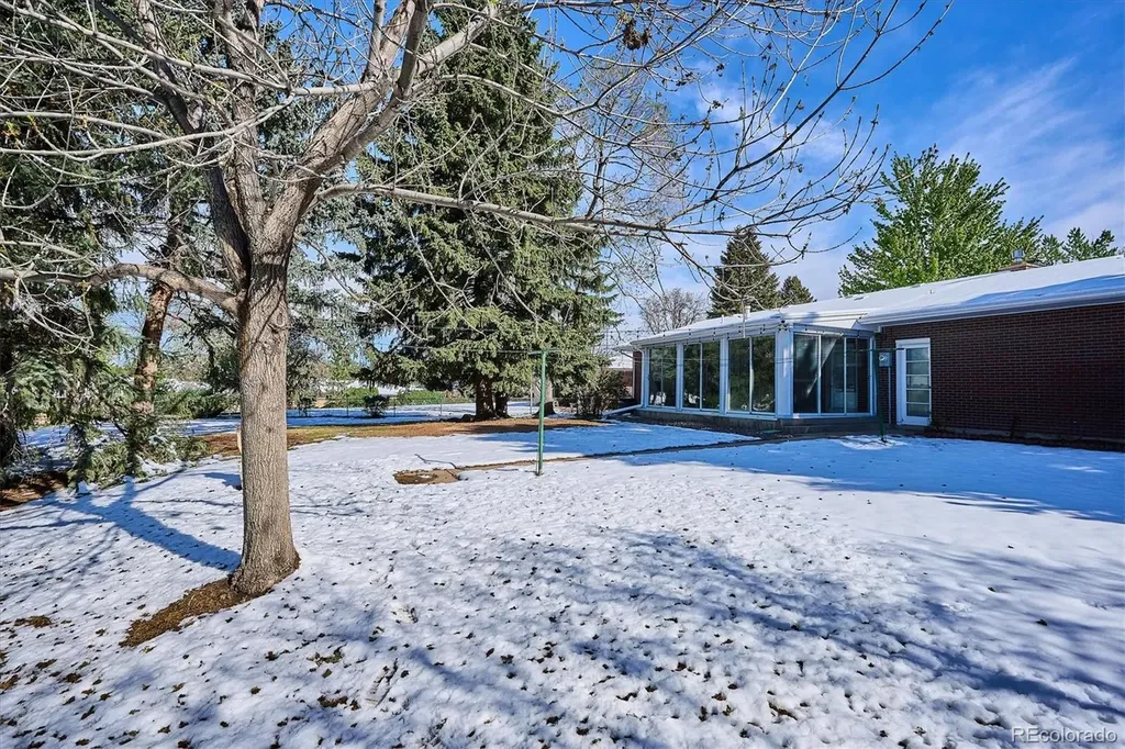 8264 E Kenyon Drive Denver CO 80237