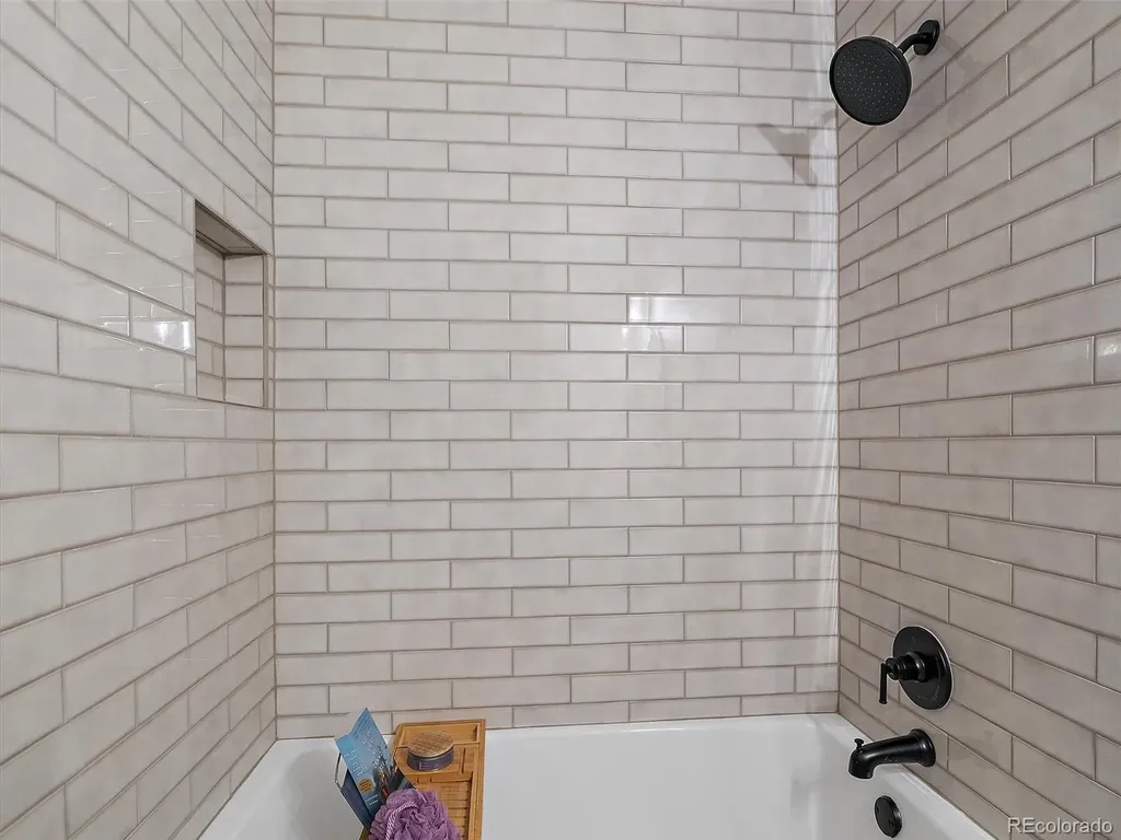 5543 S Lowell Boulevard Littleton CO 80123
