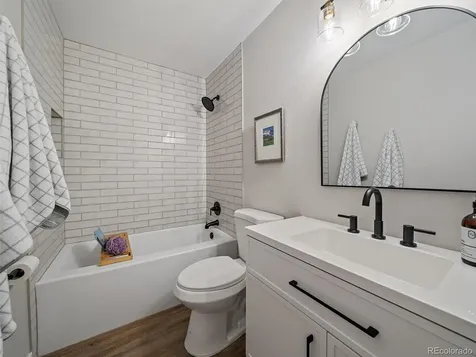 5543 S Lowell Boulevard Littleton CO 80123