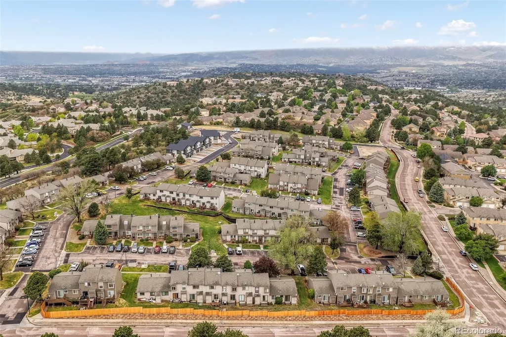 2015 Erin Loop Colorado Springs CO 80918