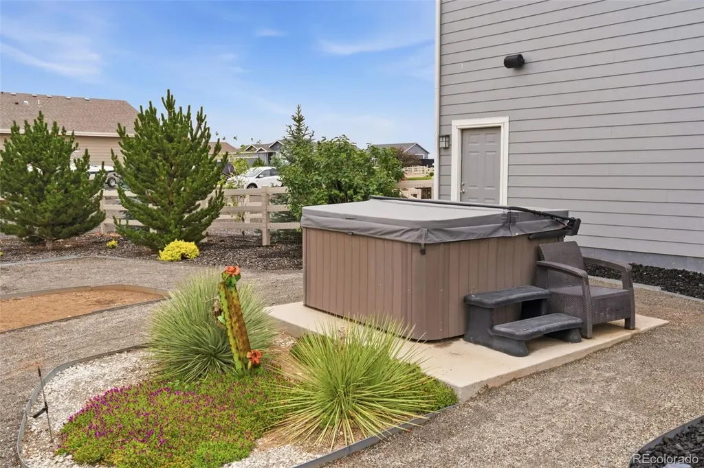 565 Remington Drive Hudson CO 80642