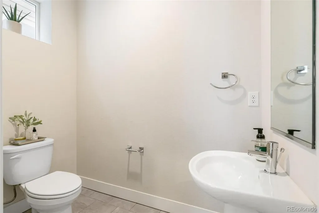 1480 Wolff Street Denver CO 80204