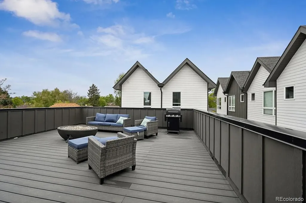 1592 N Ames Street Lakewood CO 80214