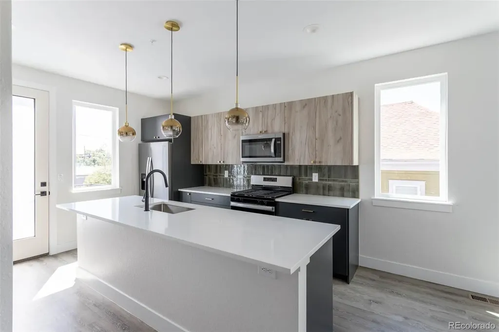 1592 N Ames Street Lakewood CO 80214