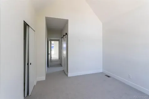 1592 N Ames Street Lakewood CO 80214