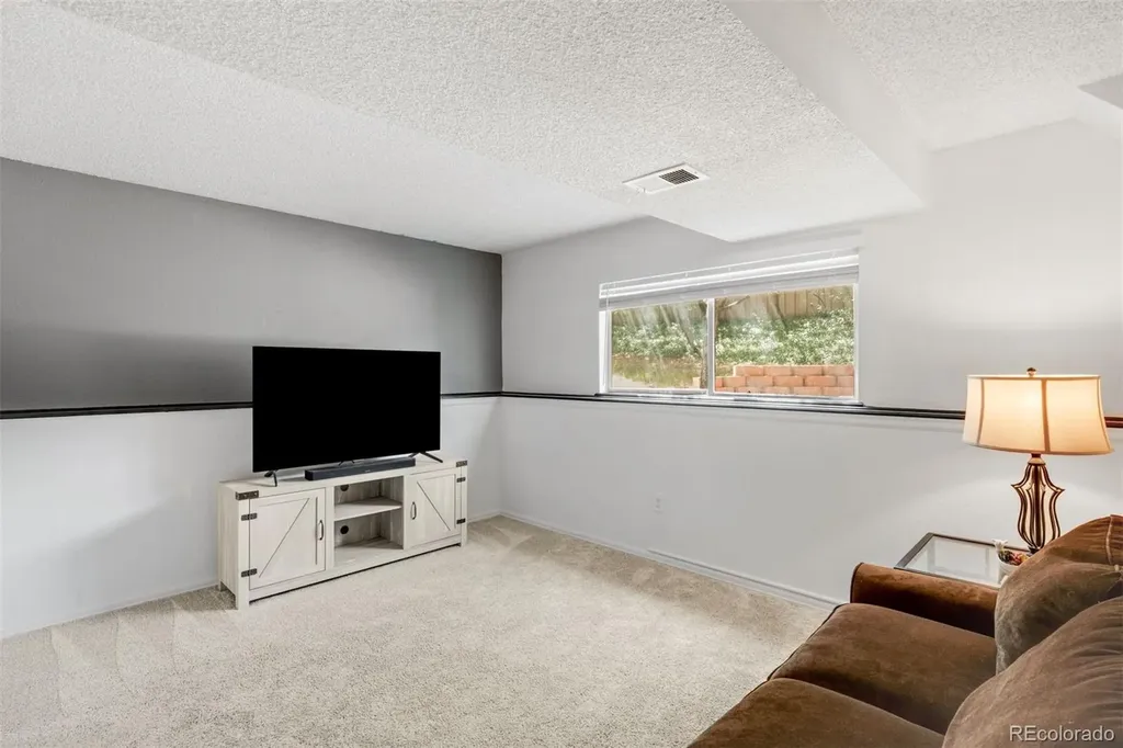9352 Balsam Court Highlands Ranch CO 80126