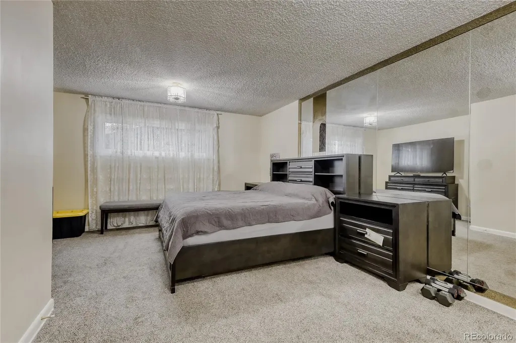 1620 S Perry Street Denver CO 80219
