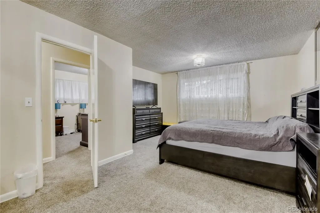 1620 S Perry Street Denver CO 80219