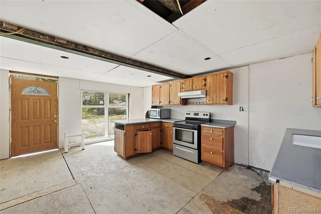 70 Utica Street Ward CO 80481