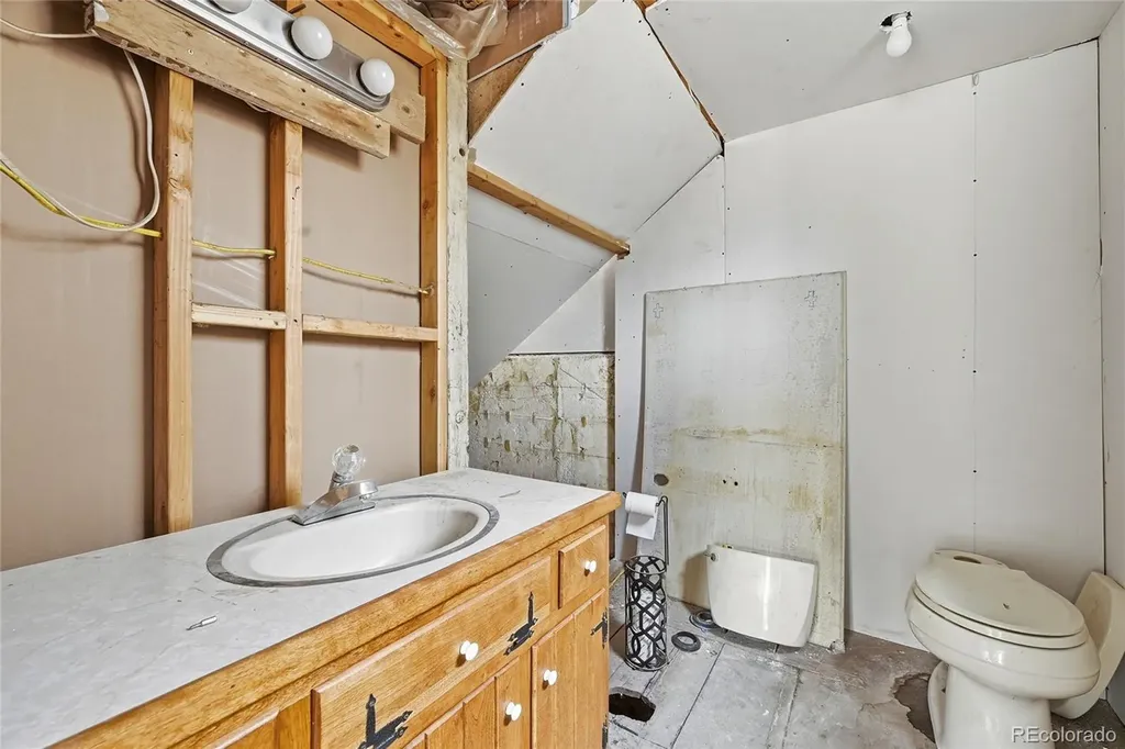 70 Utica Street Ward CO 80481